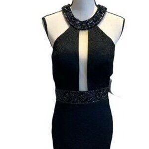Morrell Maxie Black Lace Beaded Embellished Illusion Halter Gown